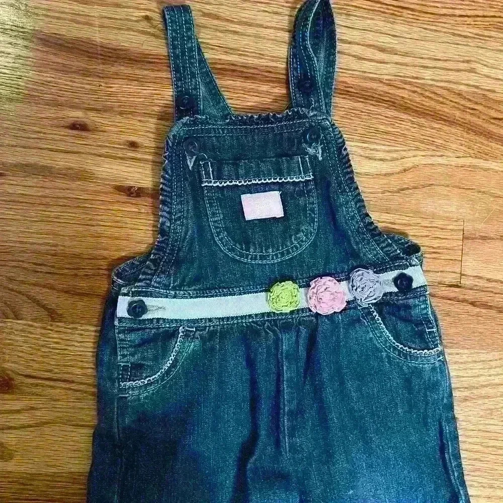 Vintage OshKosh B’Gosh Girls Denim Vestback Overalls Size 18 Months Embroidered